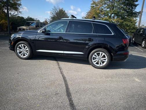 2019 Audi Q7 45 Premium Plus