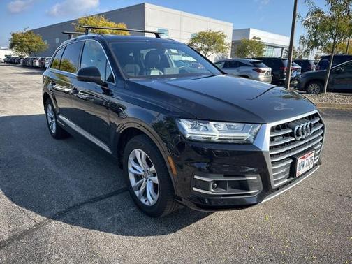 2019 Audi Q7 45 Premium Plus