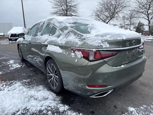 2025 Lexus ES 350 Base