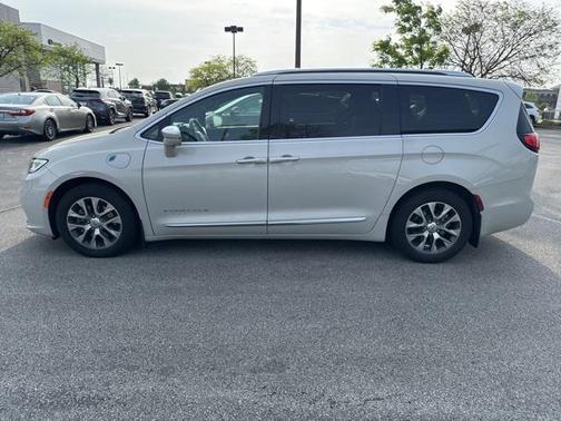 2021 Chrysler Pacifica L