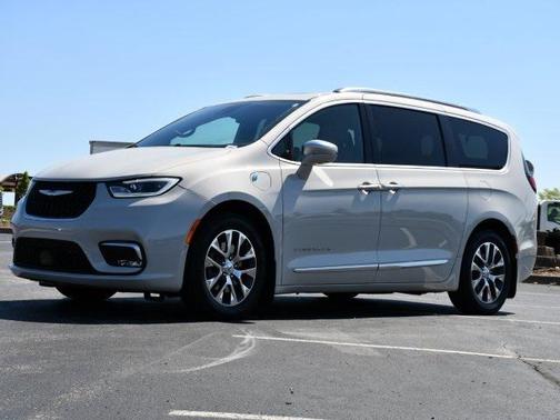 2021 Chrysler Pacifica L