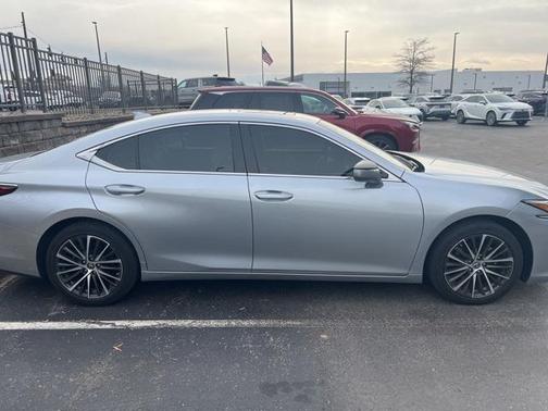 2024 Lexus ES 350 Base