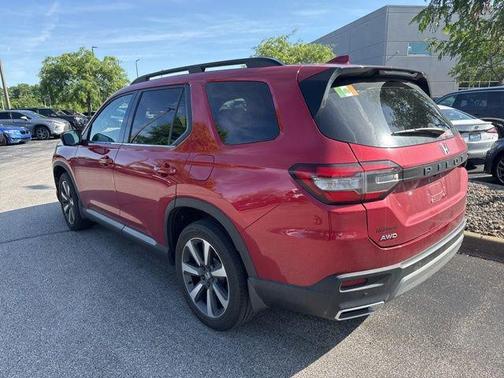Radiant Red Metallic II 2023 Honda Pilot AWD Elite