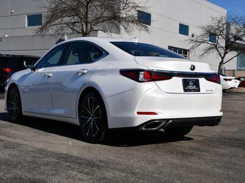 2025 Lexus ES 350 Base