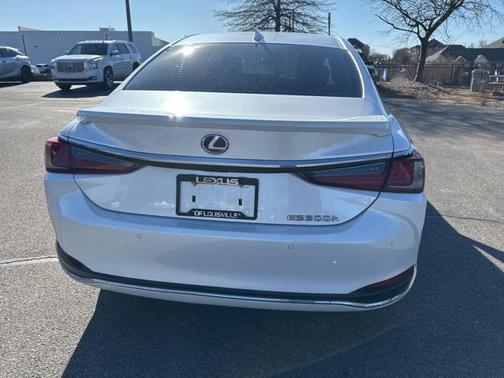 2020 Lexus ES 300h Base