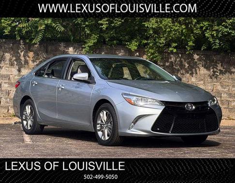 Celestial Silver Metallic 2017 Toyota Camry SE