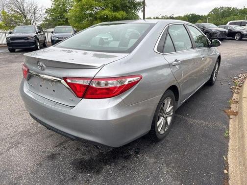 Celestial Silver Metallic 2017 Toyota Camry SE