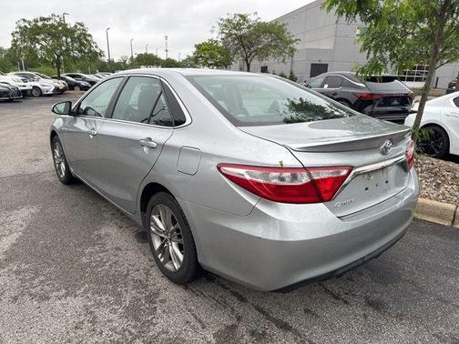 Celestial Silver Metallic 2017 Toyota Camry SE