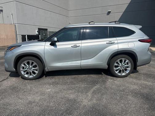 2023 Toyota Highlander Limited