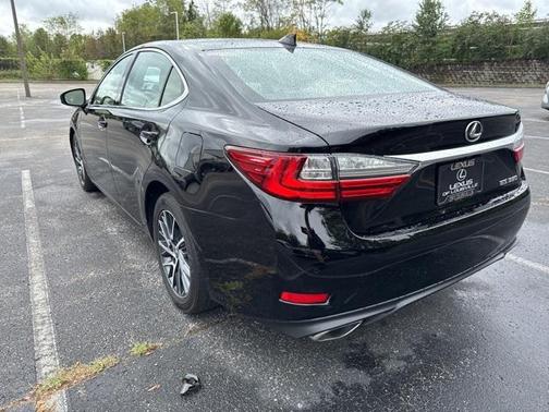 2017 Lexus ES 350 Base