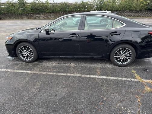2017 Lexus ES 350 Base