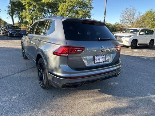 2023 Volkswagen Tiguan 2.0T SE R-Line Black