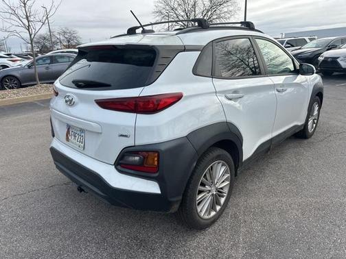 2020 Hyundai KONA SEL