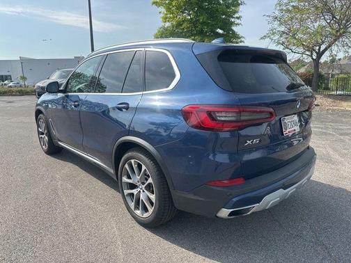 Phytonic Blue Metallic 2021 BMW X5 xDrive40i