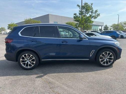 Phytonic Blue Metallic 2021 BMW X5 xDrive40i