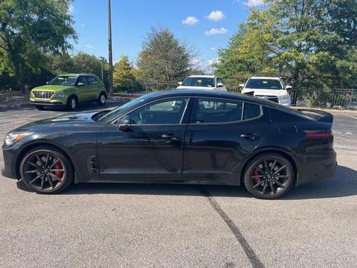2022 Kia Stinger GT2