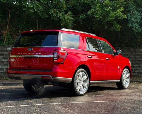Rapid Red Metallic Tinted Clearcoat 2022 Ford Expedition King Ranch