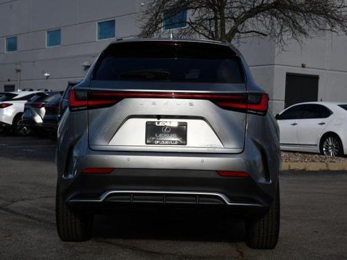 2026 Lexus NX 450h+ NX 450h+ F SPORT Handling