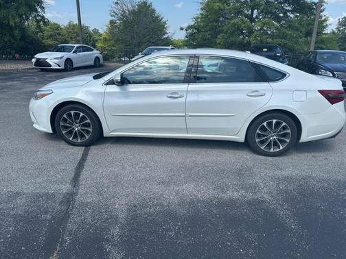 2016 Toyota Avalon XLE Premium