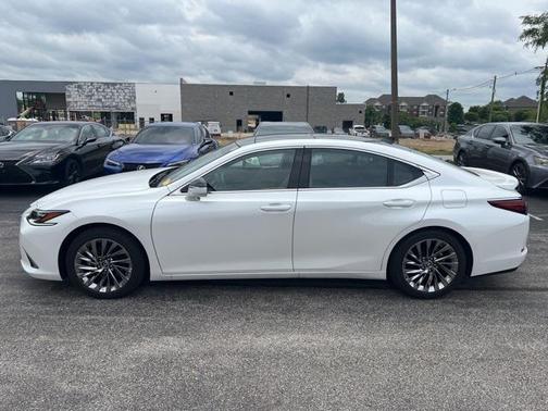 2024 Lexus ES 350 Ultra Luxury
