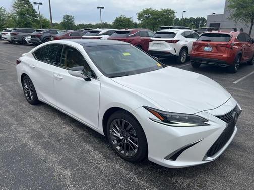 2024 Lexus ES 350 Ultra Luxury