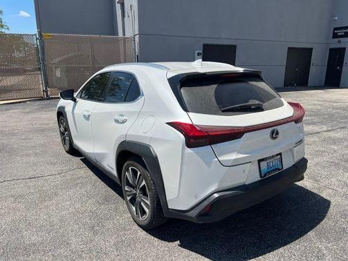 Eminent White Pearl 2020 Lexus UX 250h Base