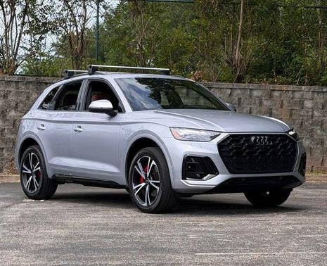 Silver Metallic 2025 Audi Q5 45 S line Prestige