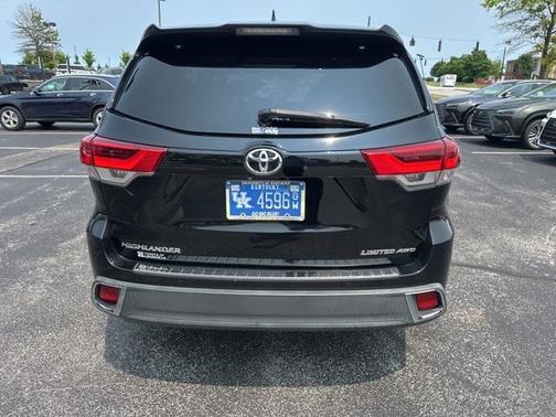 2017 Toyota Highlander Limited Platinum