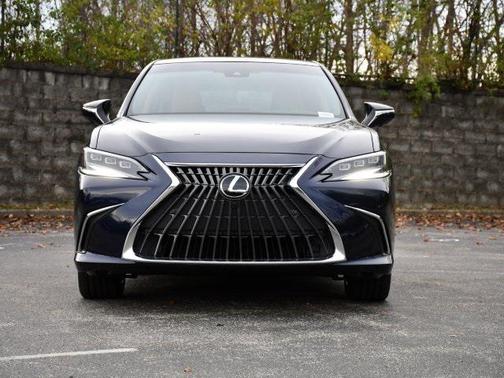 2025 Lexus ES 350 Ultra Luxury