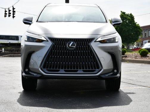 2025 Lexus NX 350h Premium