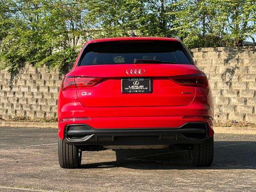 Tango Red Metallic 2022 Audi Q3 45 S line Premium Plus
