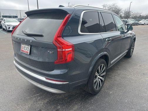 2022 Volvo XC90 T6 Inscription