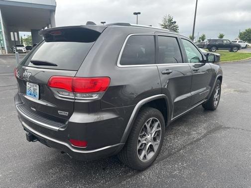 2018 Jeep Grand Cherokee Sterling Edition