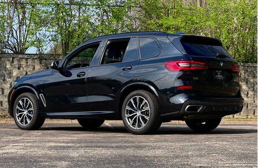 2020 BMW X5 M50i