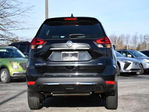 2018 Nissan Rogue S
