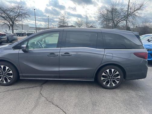 2025 Honda Odyssey Elite