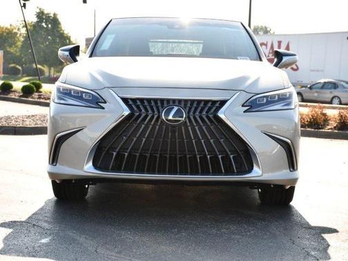 2025 Lexus ES 350 Ultra Luxury