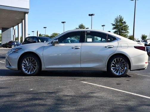 2025 Lexus ES 350 Ultra Luxury