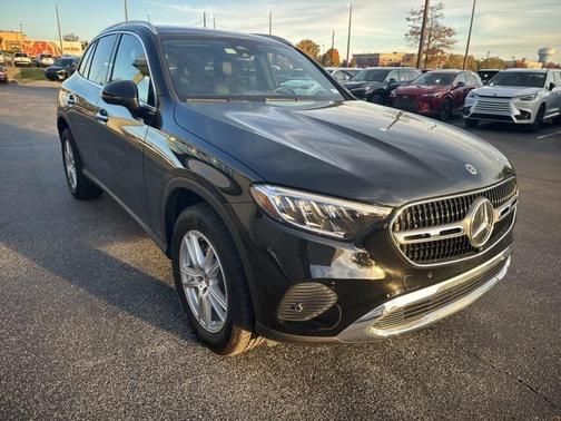 2025 Mercedes-Benz GLC 300 Base