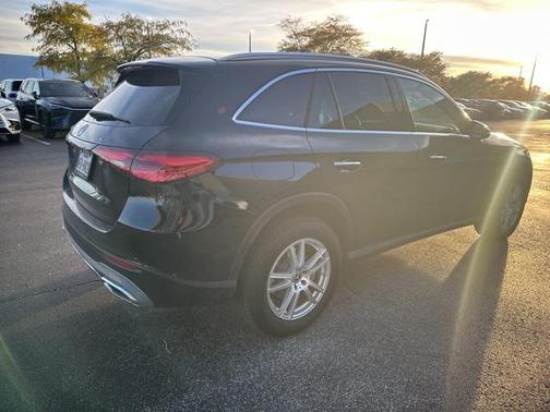 2025 Mercedes-Benz GLC 300 Base