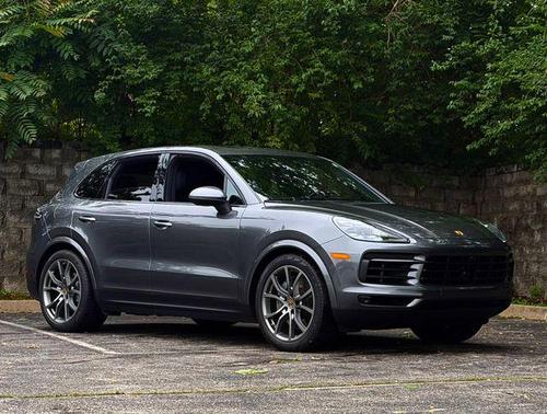 Grey 2021 Porsche Cayenne S
