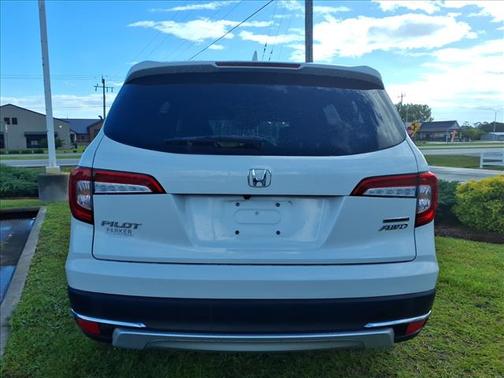 Platinum White Pearl 2021 Honda Pilot