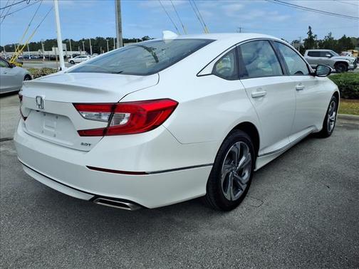 Platinum White Pearl 2018 Honda Accord