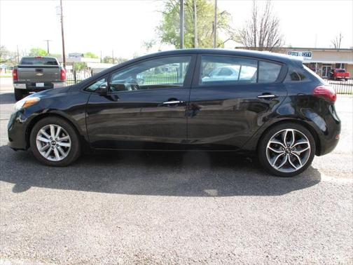 2016 Kia Forte SX