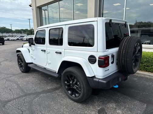 2022 Jeep Wrangler Unlimited 4xe Sahara