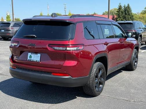2021 Jeep Grand Cherokee L Laredo