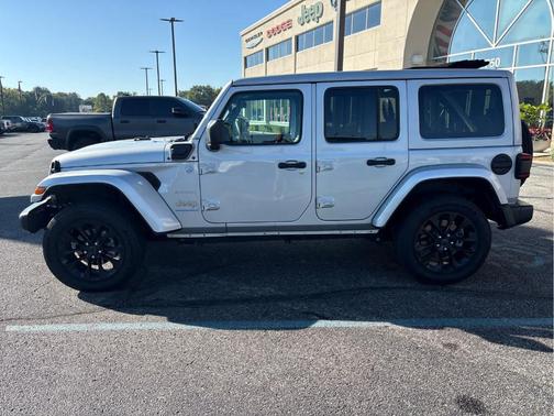 2024 Jeep Wrangler 4xe Sahara