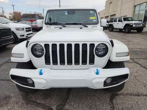 2022 Jeep Wrangler Unlimited 4xe Sahara