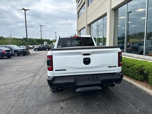 Bright White Clearcoat 2022 RAM 1500 Big Horn