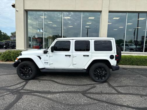 2022 Jeep Wrangler Unlimited 4xe Sahara